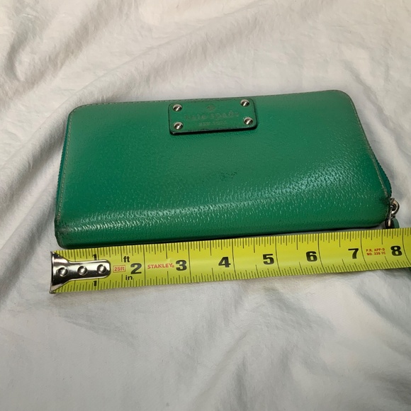 Kate Spade Wallet in Sea Foam Green - Picture 7 of 11